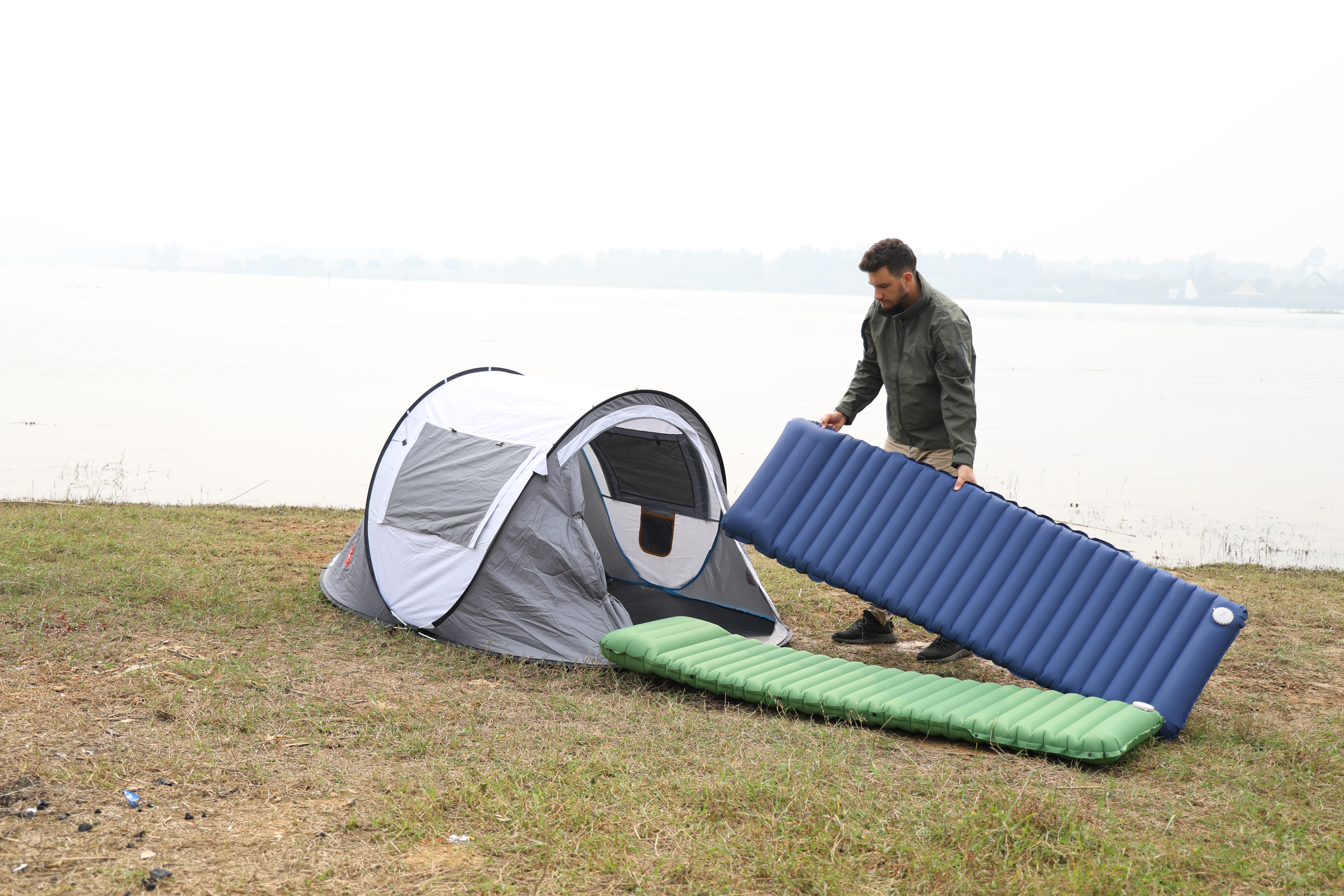 Canapea gonflabilă versatilă